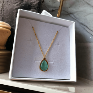 OPAL- Smykke med grønn sten av opal